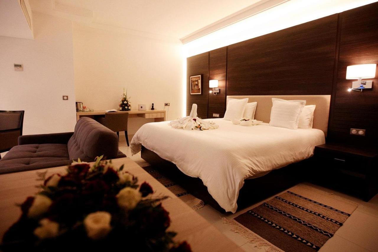 Radisson Hotel Sfax Exteriér fotografie A bedroom at the hotel