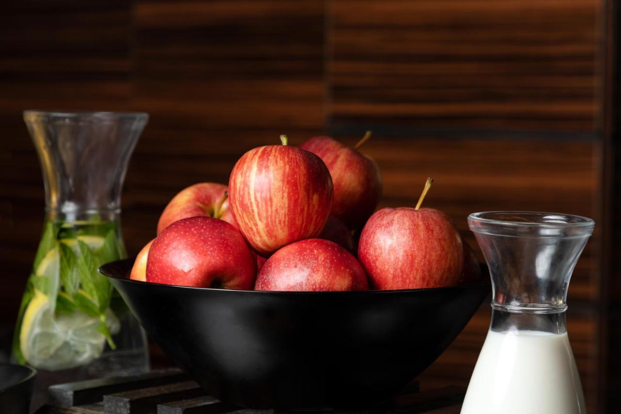 Radisson Hotel Sfax Exteriér fotografie Honeycrisp apples