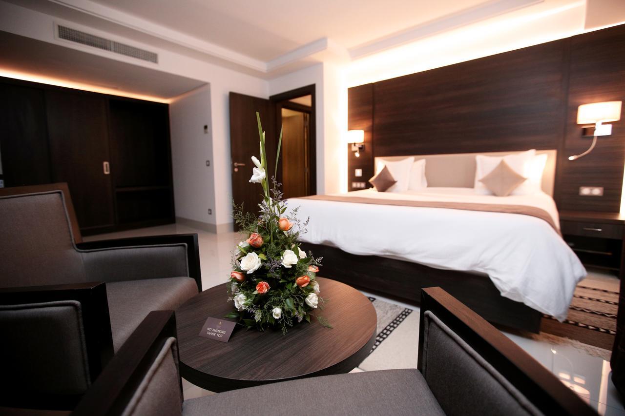 Radisson Hotel Sfax Exteriér fotografie A room at the hotel