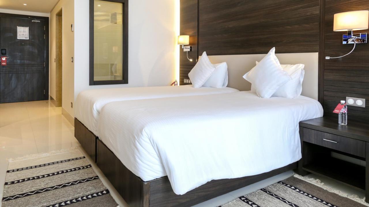Radisson Hotel Sfax Exteriér fotografie A bedroom at the hotel